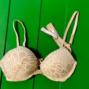 Victoria’s Secret Bra